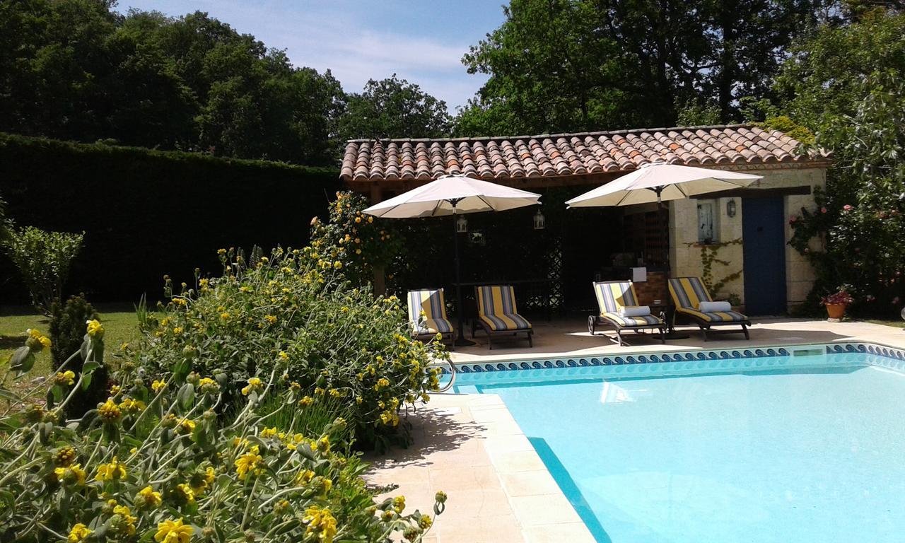 Le Colombier Bed & Breakfast Villeneuve-sur-Lot Bagian luar foto