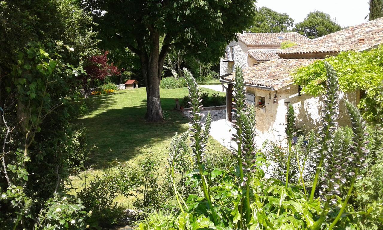 Le Colombier Bed & Breakfast Villeneuve-sur-Lot Bagian luar foto