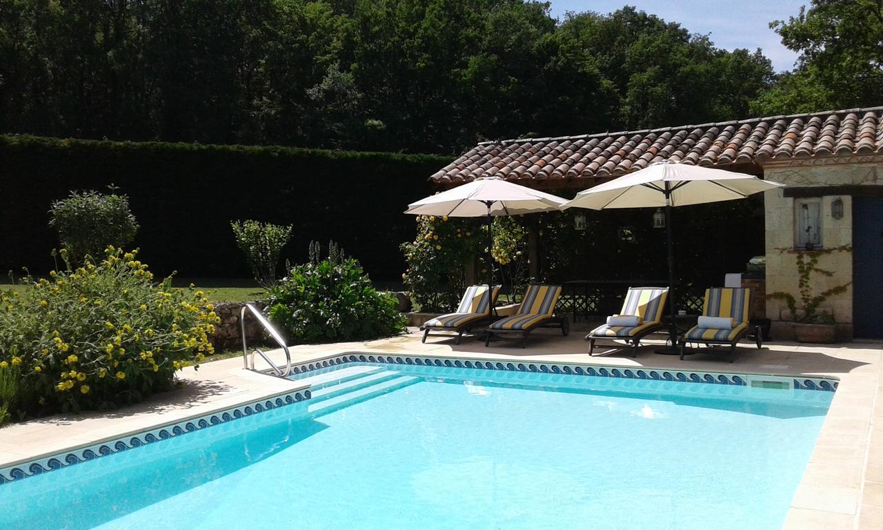 Le Colombier Bed & Breakfast Villeneuve-sur-Lot Bagian luar foto